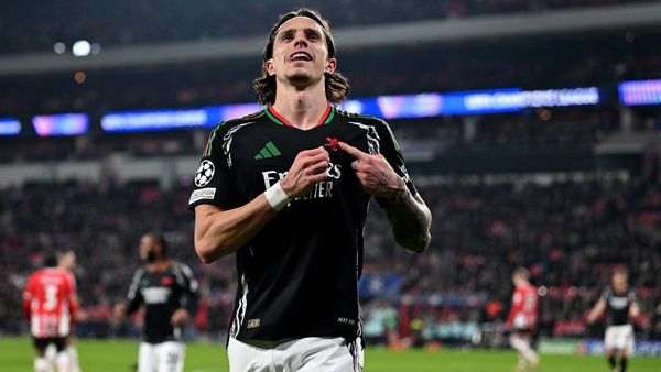 Arsenal Triumphs 7-1 Against PSV Away