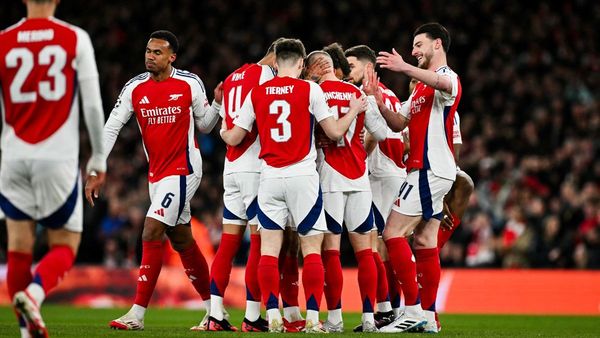 Arsenal Faces Chelsea in Premier League Showdown