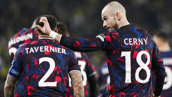 Mourinho Sees Positives in Fenerbahce Loss