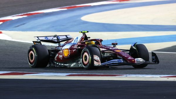 Hamilton Comments on Ferrari's Pre-Season Testing