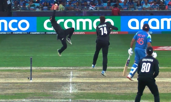 IND vs NZ Give him Best Fielder Medal - Fans hail Glenn Phillips after Gill Stunner in CT 2025 Final