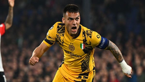 Inter Defeats Feyenoord in Champions League Match