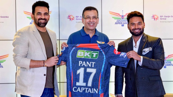 Lucknow Super Giants LSG owner Sanjiv Goenka with LSG captain for the IPL 2025 Rishabh Pant and mentor Zaheer Khan