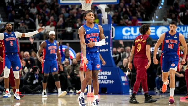 Pistons Beat Cavaliers to End Losing Streak