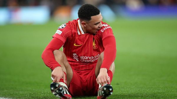 Alexander-Arnold Out of EFL Cup Final