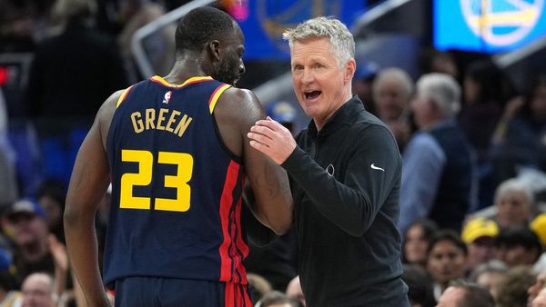 Warriors Win Seventh Straight; Kerr Sets Record