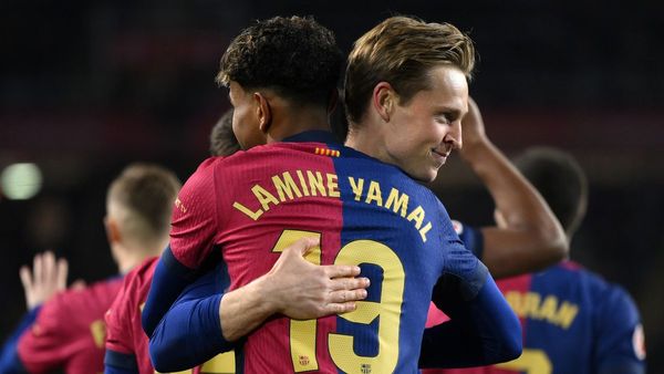 De Jong Rejects Messi Comparisons for Yamal