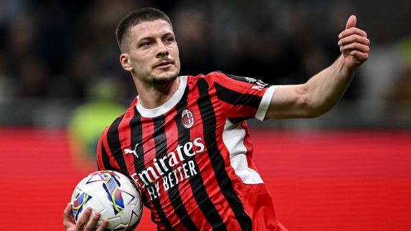 Milan Fights Back for Draw with Fiorentina