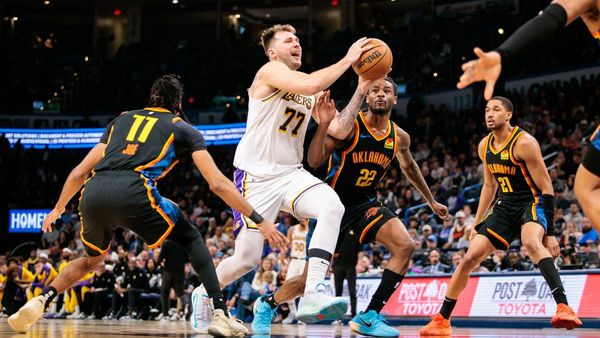 Lakers Stress Importance of Consistency After Win