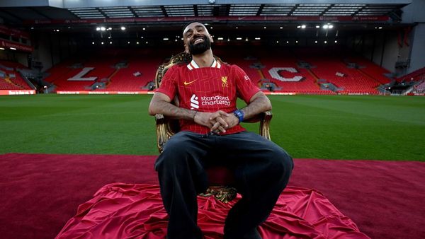 Salah Signs New Contract with Liverpool