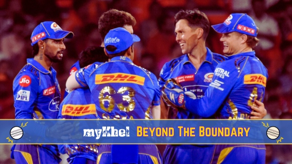 Trent Boult celebrates with teammates during Mumbai Indians victory over Sunrisers Hyderabad