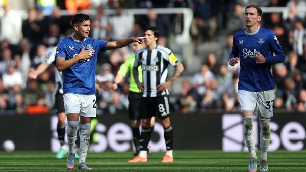 Everton Signs Carlos Alcaraz Permanently
