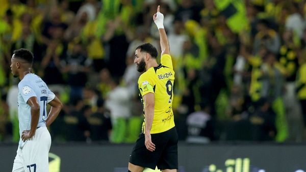 Benzema's Goals Boost Al-Ittihad Title Hopes