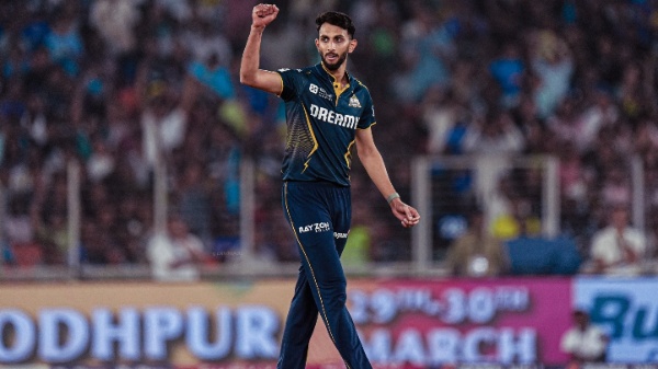 Most Wickets in IPL 2025 Prasidh Krishan Purple Cap