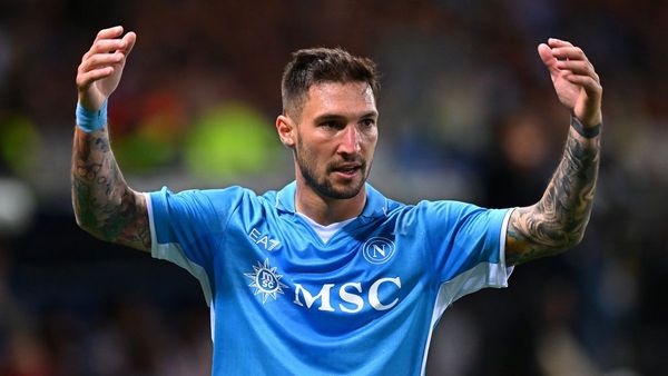 Napoli and Parma End in Goalless Draw Napoli and Parma End in Goalless Draw