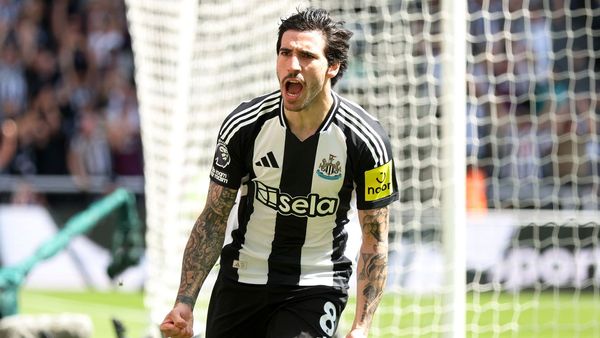 Newcastle United Beats Chelsea 2-0 at Home Newcastle United Beats Chelsea 2-0 at Home