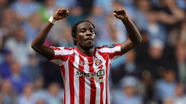 Sunderland Edges Coventry City in Play-Off Match