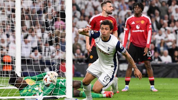 Tottenham Wins Europa League Final 1-0