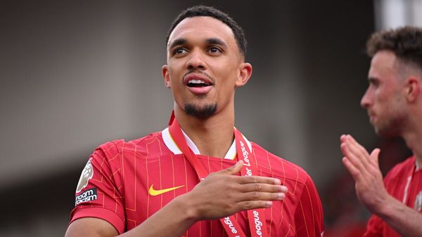 Slot Calls Alexander-Arnold's Exit a Pity