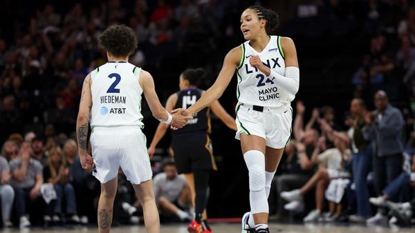 Collier Leads Lynx to Victory Over Sun