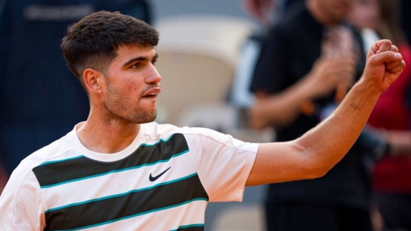 French Open Alcaraz claims 100th clay-court win en route to quarters