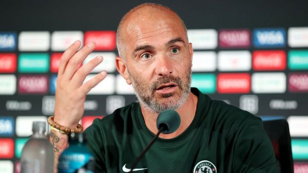 Chelsea Wins Despite Weather Delay Against Benfica