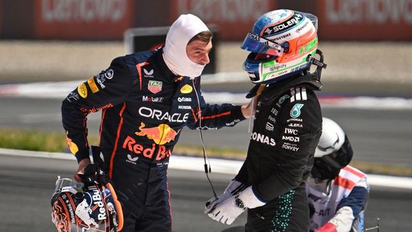 Antonelli Apologises to Verstappen After Crash