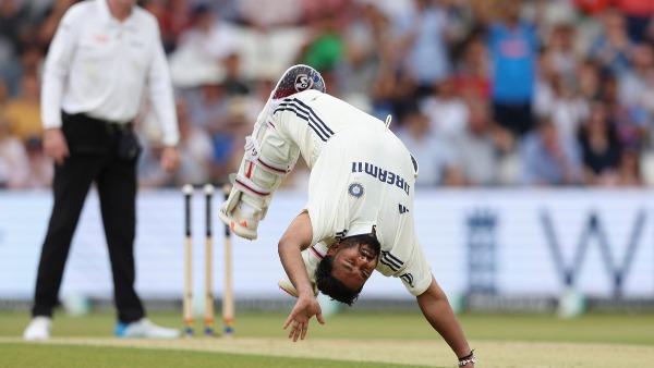 IND vs ENG Get an Ambulance - Sunil Gavaskar makes cheeky comment on Rishabh Pant again