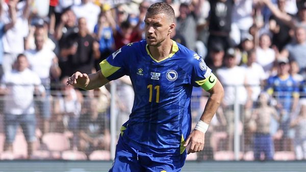 Dzeko Moves to Fiorentina in Serie A Return