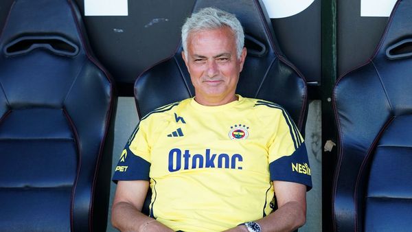Mourinho Seeks Return to Portugal Management