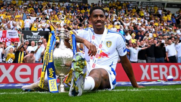 Firpo Returns to Real Betis from Leeds