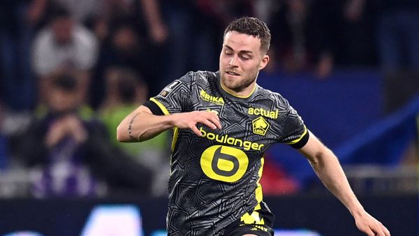 Leeds Signs Gabriel Gudmundsson from Lille