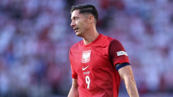 Urban Seeks Lewandowski's Return to Poland Squad