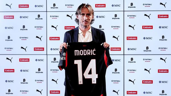 Modric Joins AC Milan on One-Year Deal Modric Joins AC Milan on One-Year Deal