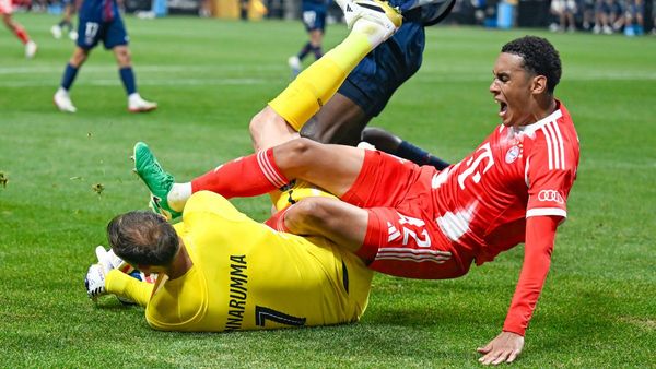Neuer Critiques Donnarumma Over Musiala Injury Neuer Critiques Donnarumma Over Musiala Injury