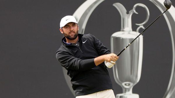 Lowry Compares Scheffler to Woods