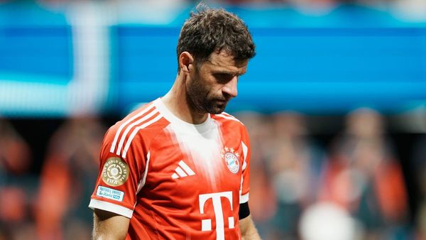 Muller Ends Bayern Career with PSG Loss