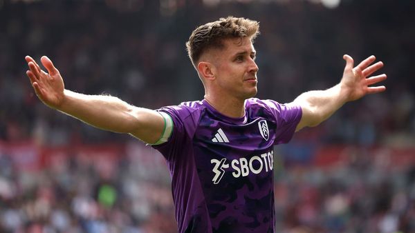 Cairney Signs Contract Extension with Fulham