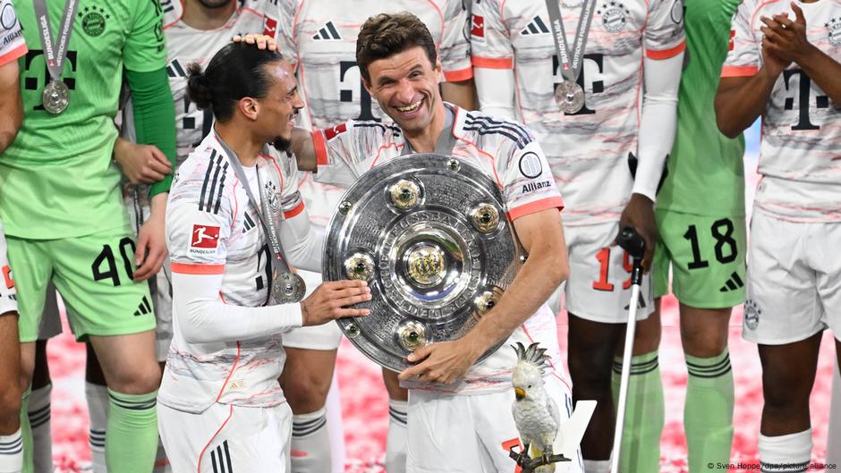 Leroy Sane and Thomas M ller have left Bayern for Turkey and Canada respectively