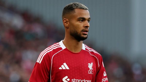 Gakpo Aims for Champions League Success