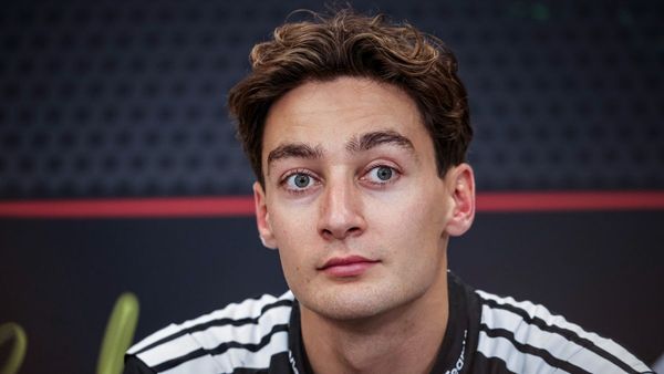 Russell Delays Mercedes Contract Talks