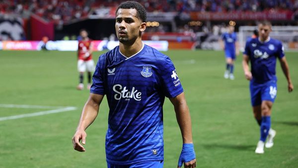 Ndiaye Aims High for Everton This Season