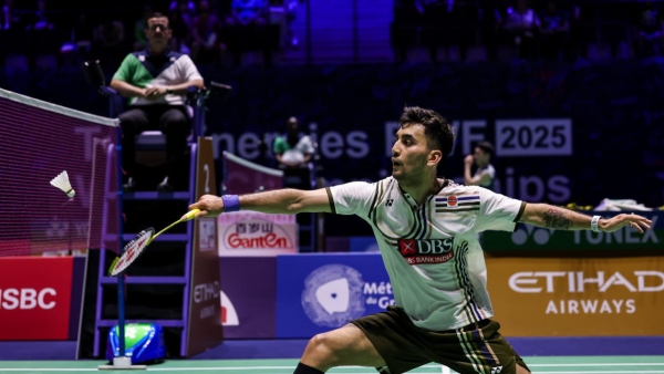 Lakshya Sen Crashes Out of BWF World Championships 2025 After Opening-Round Defeat to Shi Yu Qi Lakshya Sen Crashes Out of BWF World Championships 2025 After Opening-Round Defeat to Shi Yu Qi