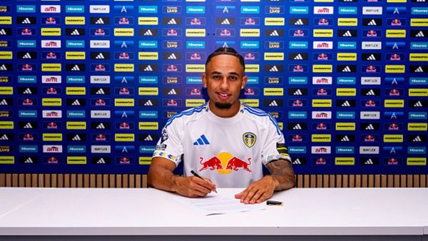 Leeds United Signs Noah Okafor from AC Milan