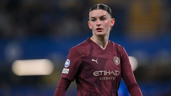 Murphy Signs New Deal with Man City