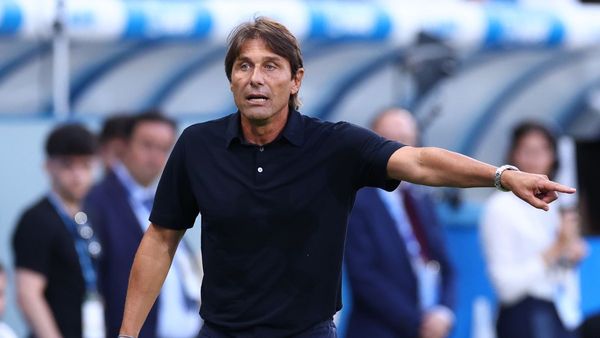 Conte Downplays Napoli's Title Hopes After Win