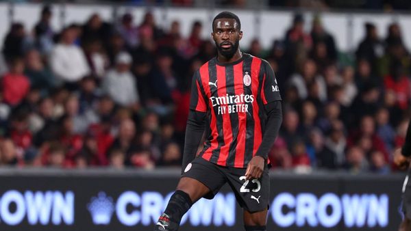 Tomori Commits to AC Milan Amid Rumours Tomori Commits to AC Milan Amid Rumours