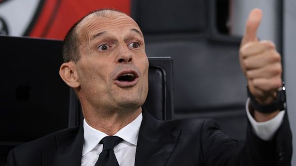 Milan Secures Serie A Lead with Ten Men