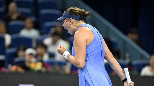 Anisimova comeback sets up China Open quarter-final against Paolini Anisimova comeback sets up China Open quarter-final against Paolini