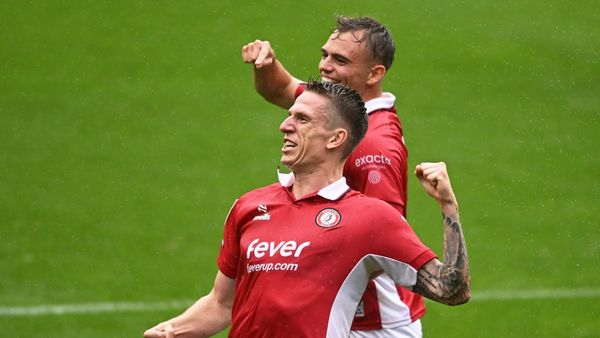 Bristol City Defeats Sheffield Wednesday 3-0